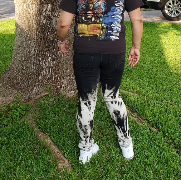 Old Navy Bleach dyed jeans size 6 - Picture 2 of 12